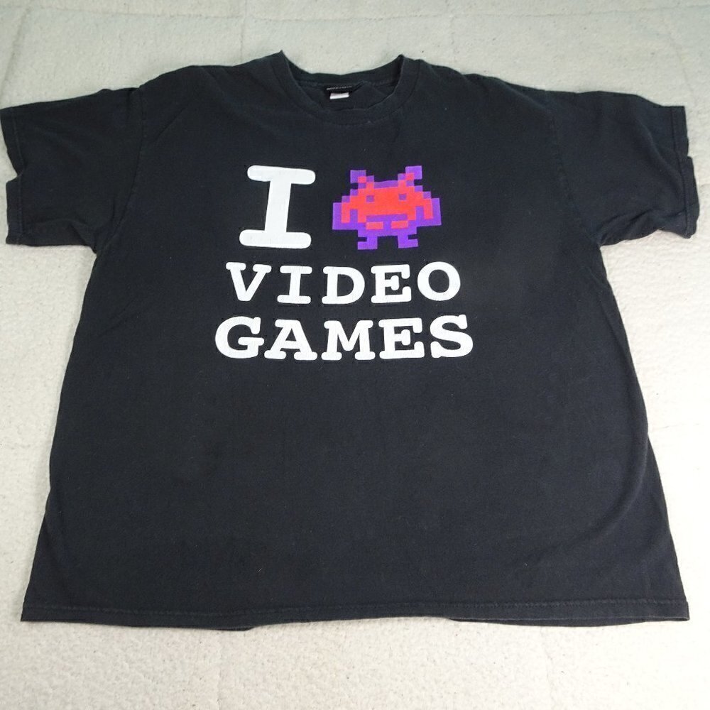 Classic Atari Space Invaders "I * Video Games" XL